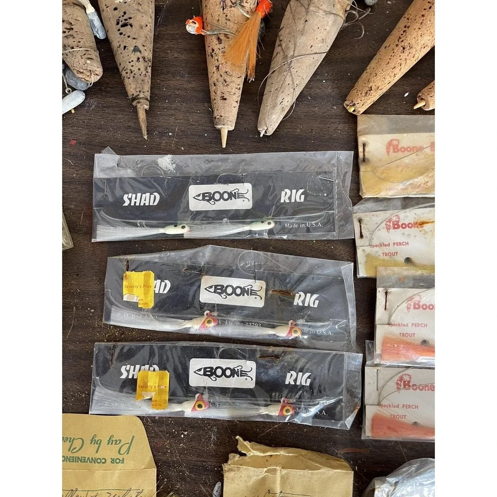 LOT 29+ VTG Fishing Fly Jig Bucktail Shad Speck Popping Corks Lures Split Shot